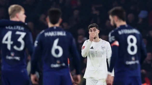 10 người MU đá văng Arsenal khỏi FA Cup_695a7ad393f64.jpeg