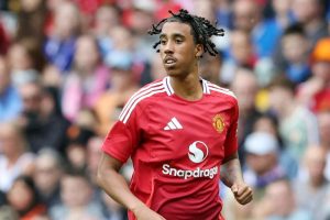 12 trung vệ đắt giá nhất thế giới 2025: 1 sao MU; Bộ đôi Arsenal_695a5d4b0cdef.jpeg