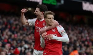 5 điểm nhấn Arsenal 2-1 Brighton: Chiến thắng thót tim, Odegaard ghi bàn đầu mùa_695a13ef3a21c.jpeg