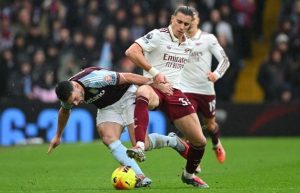 Án treo giò của Calafiori là cơ hội cho Lewis-Skelly tại Arsenal_695a19043d742.jpeg