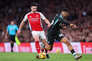 Arsenal 2-2 Liverpool: Ám ảnh chấn thương; Khoảnh khắc ngôi sao_695a900d3c334.jpeg