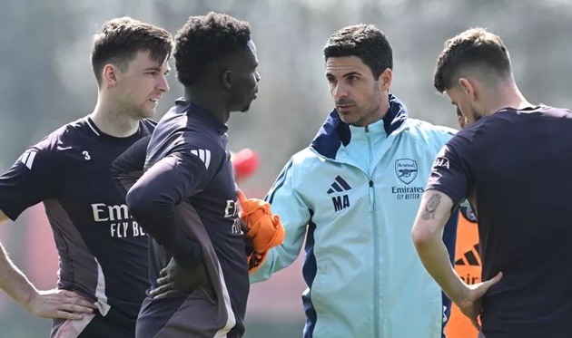 Arsenal bán nhanh gọn cầu thủ thừa, dọn đường mua sắm hè 2025_695a43c67b8fc.jpeg