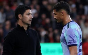 Arsenal có kháng cáo thẻ đỏ của Saliba?_695a91ea1595d.jpeg