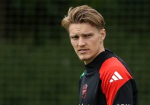 Arsenal có nên tước băng đội trưởng của Martin Odegaard?_695a4a4ca75df.jpeg