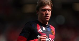 Arsenal được cảnh báo tránh vết xe đổ mang tên Hojlund, Nunez_695a51f613fc7.jpeg