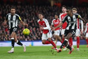 Arsenal gục ngã ở Carabao cup: Khi Pháo thủ thiếu Isak cho riêng mình_695a7bdcc38c2.jpeg