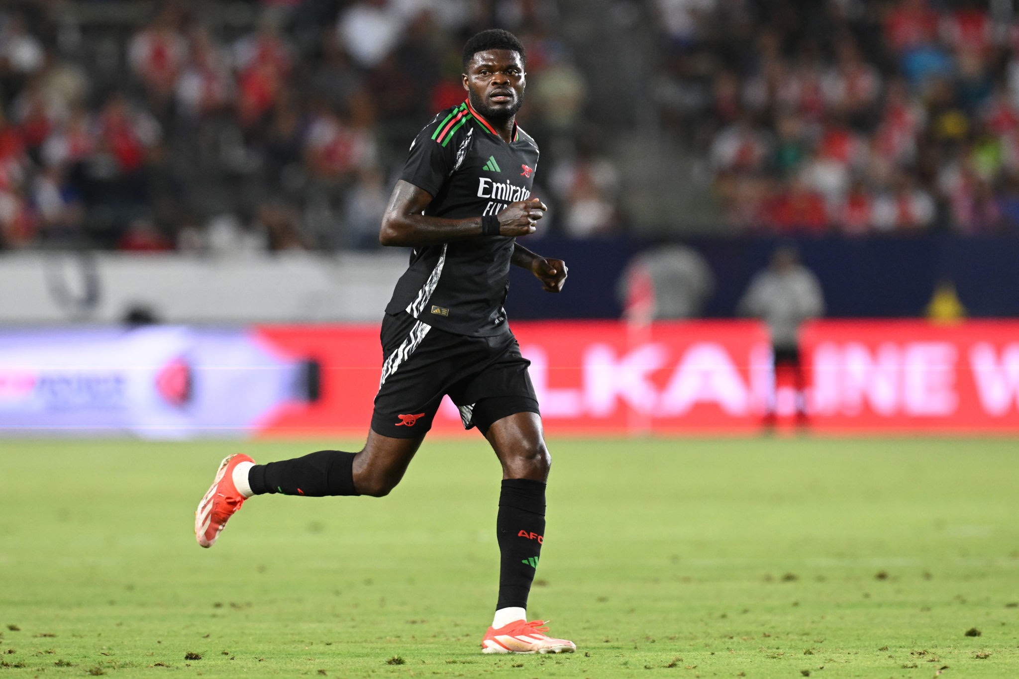 Arsenal nhận lời khuyên chân thành về Thomas Partey_695aa6e432a65.jpeg