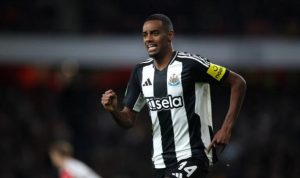 Arsenal quyết tâm chiêu mộ Isak là đúng đắn_695a7b81b1091.jpeg