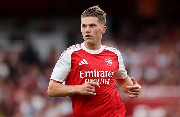 Arteta bỏ qua thất bại, khẳng định Gyokeres sẵn sàng đấu Man United_695a39cbe5f12.jpeg