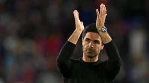 Arteta ca ngợi Eze sau chiến thắng then chốt của Arsenal trước Palace_695a27a90d241.jpeg