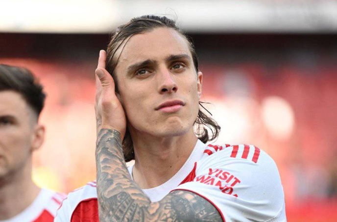 Arteta giải thích lý do Calafiori không thi đấu trận cuối mùa_695a4d6f579b2.jpeg