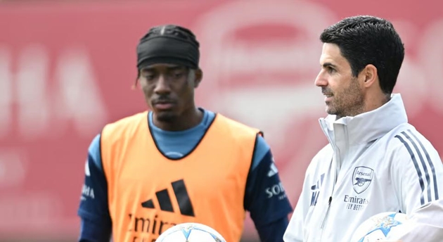 Arteta: Thái độ của dàn tân binh Arsenal đã khuấy động mọi thứ_695a39eacf9c9.jpeg