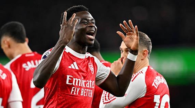 Bản lĩnh Arsenal dưới đôi chân ma thuật của Bukayo Saka_695a173a47cda.jpeg