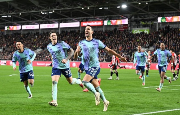 Bản lĩnh Arsenal: Lội ngược dòng trước Brentford, giữ vững tham vọng ngôi vương_695a7dc387619.jpeg