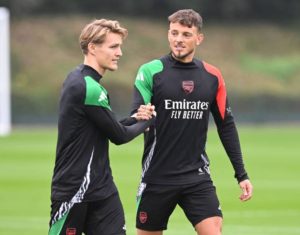 Buổi tập Arsenal: Odegaard sẵn sàng xuất trận_695a8cbdd40f0.jpeg