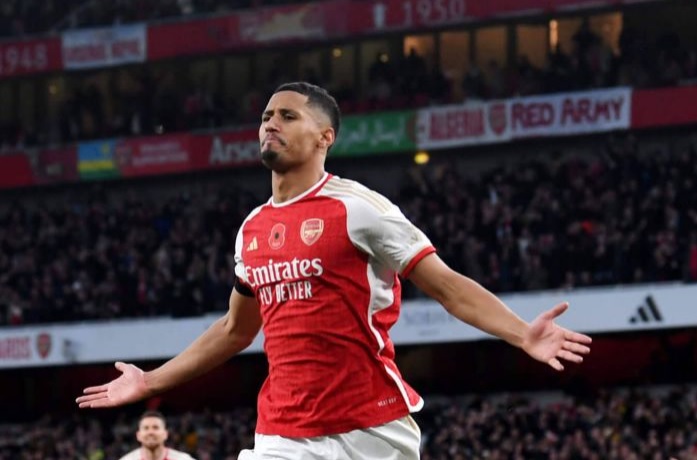 CĐV Arsenal bất an trước sức hấp dẫn từ đề nghị của Real Madrid_695a712c8509b.jpeg