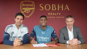 CHÍNH THỨC: Arsenal chiêu mộ Cristhian Mosquera với giá 20 triệu euro_695a3cef49ed0.jpeg