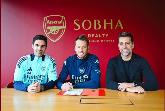 CHÍNH THỨC! Arsenal chiêu mộ thành công thủ thành Neto_695aa0577a4aa.jpeg