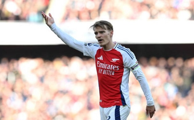 Chuyên gia Sky Sports: Odegaard chơi kém hiệu quả, thường xuyên làm chậm nhịp độ_695a6cc62cb6e.jpeg