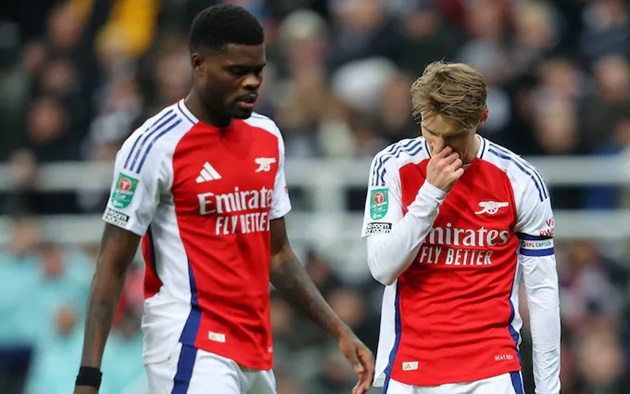 Cơn khát danh hiệu lảng vảng, Arsenal của Arteta gợi nhớ về Pochettino_695a718bc17ec.jpeg