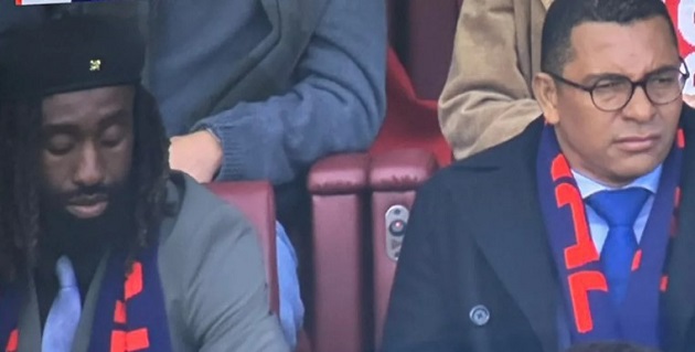 Djourou bị lãng quên trên sóng Sky khi xuất hiện cùng Gilberto Silva_695a4f2b059bb.jpeg