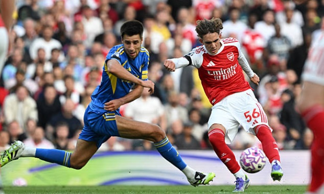 Fan Arsenal bất bình với Neville vì nhận xét về Max Dowman_695a35d55b0eb.jpeg