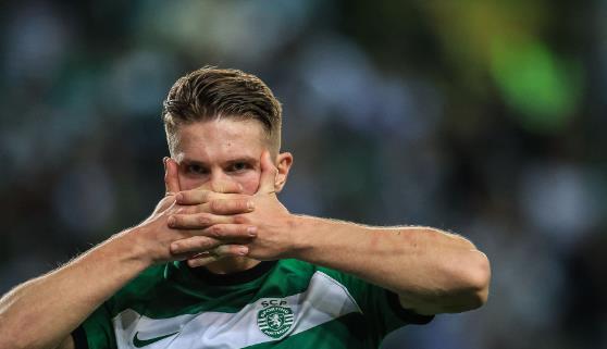 Ghi 3 bàn sau 2 trận, Gyokeres thôi thúc Arsenal ký hợp đồng_695aa4dccdd29.jpeg