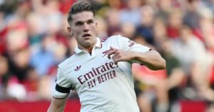 Gyokeres gây thất vọng, Sturridge bảo vệ: “Hãy kiên nhẫn”_695a376402450.jpeg