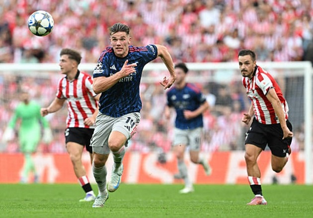 Henry chỉ ra điểm cần cải thiện của Gyokeres_695a3021e33a0.jpeg