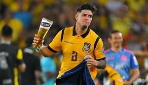 Hincapie đã sẵn sàng cạnh tranh suất đá chính tại Arsenal?_695a31d552a2f.jpeg