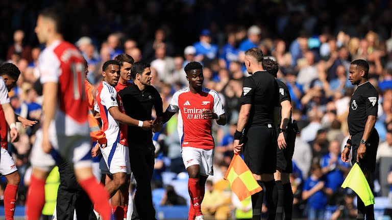 Ian Wright chỉ trích sai lầm tai hại khiến Arsenal đánh mất chiến thắng_695a5e6f37007.jpeg