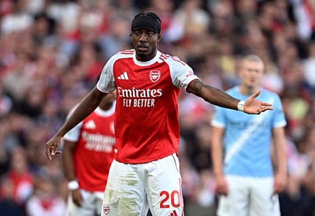 Madueke chấn thương và toan tính của Arteta khi gặp Port Vale_695a2e665c5e2.jpeg