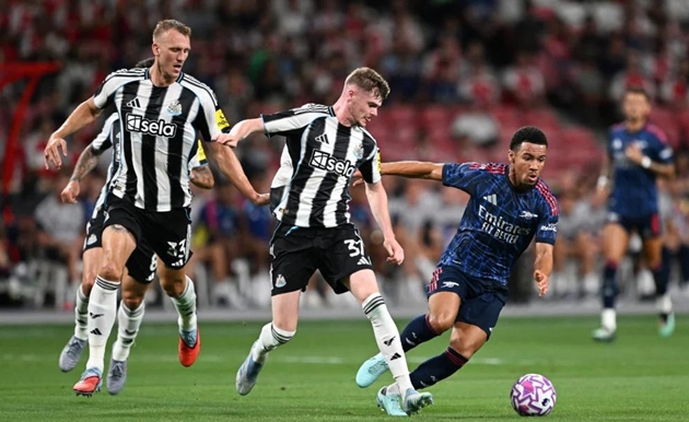 Màn trình diễn của Nwaneri chỉ ra lý do Arsenal không thể chần chừ với Eze_695a3c0d2ba0f.jpeg