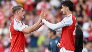 Neville – Carragher tranh luận: Havertz hay Gyokeres xứng đáng đá chính cho Arsenal?_695a374827541.jpeg