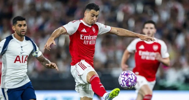 Nhân sự Arsenal: Báo động cho Martinelli; Phương án thay thế lý tưởng_695a3807bf216.jpeg