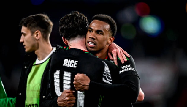 Những con số kỷ lục sau trận PSV 1-7 Arsenal_695a6972c4130.jpeg