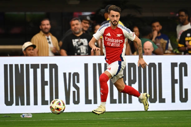 NÓNG! Arsenal đạt thỏa thuận chia tay Fabio Vieira_695aa36570b9e.jpeg