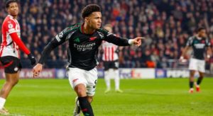 Nwaneri đối mặt tương lai bất định tại Arsenal: Man United và Chelsea tranh giành_695a17e5e015e.jpeg