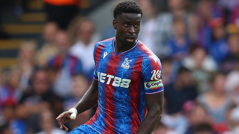 Palace thua 1-5, Guehi công khai suy nghĩ về bài phạt góc của Arsenal_695a8063a9d92.jpeg