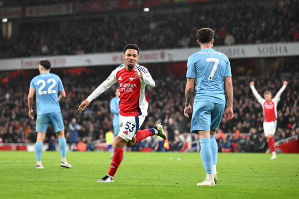 Paul Merson khuyên “siêu sao tương lai” ở lại Arsenal_695a8733b0826.jpeg