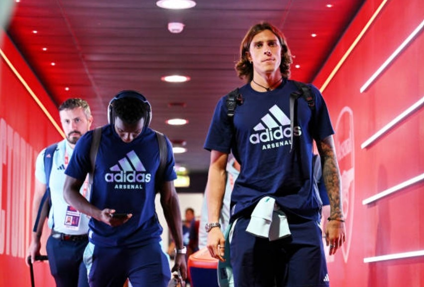 Riccardo Calafiori khiến CĐV Arsenal nhẹ nhõm_695a97fb79a26.jpeg