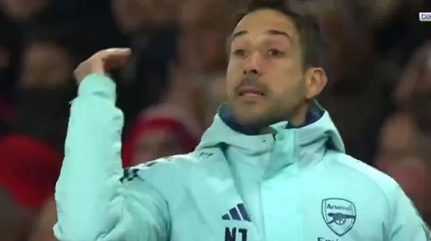 Rice lập cú đúp, fan Arsenal “việt vị” với Nicolas Jover_695a5d8f6fdf5.jpeg