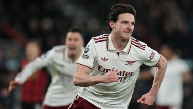 Rice phớt lờ Man City sau khi lập cú đúp_695a0f51546c8.jpeg