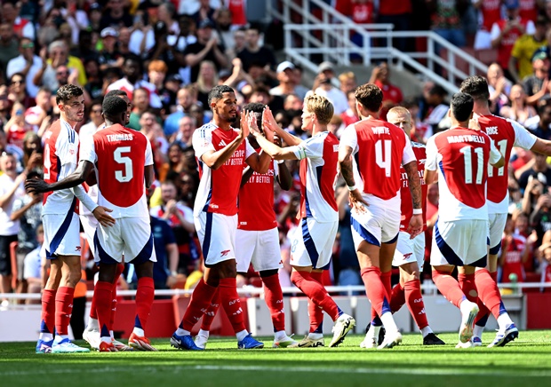 Saliba – Gabriel lên tiếng, Arsenal thắng dễ Lyon_695aa71c72967.jpeg