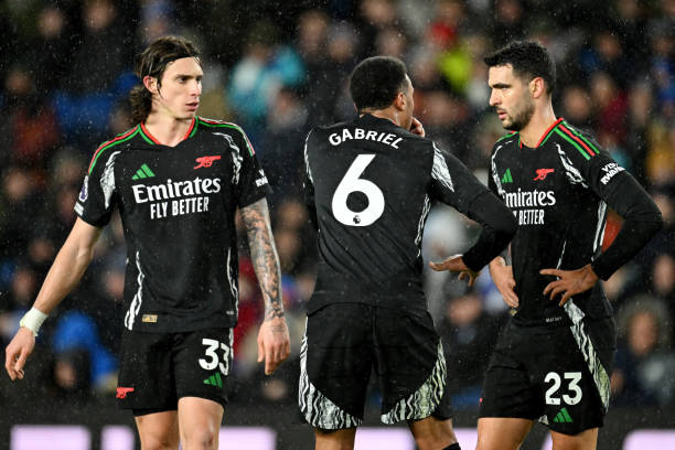 Saliba hóa “tội đồ” khiến Arsenal mất điểm trước Brighton_695a7cfa0c23c.jpeg