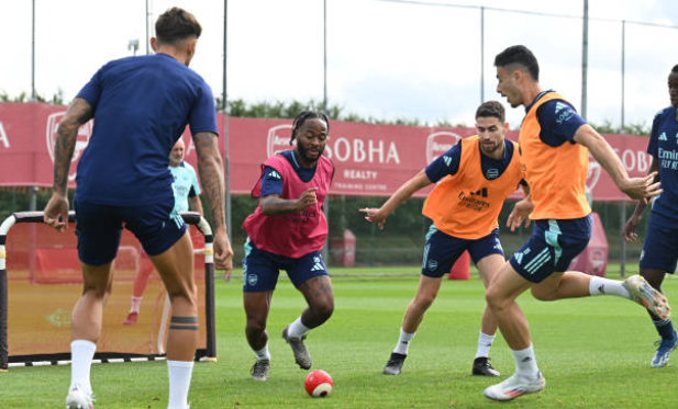 Sterling tươi cười; Cặp đôi hoàn cảnh của Arsenal_695a9ebd3beb9.png