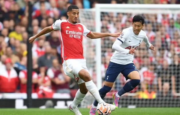 Tại sao Arsenal không mặc áo đỏ cho lần đụng độ Tottenham?_695a9b881b95d.jpeg