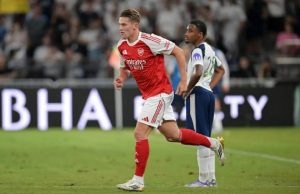 Tại sao Gyokeres chỉ thi đấu 14 phút trong trận thua Tottenham?_695a3b03d1c50.jpeg