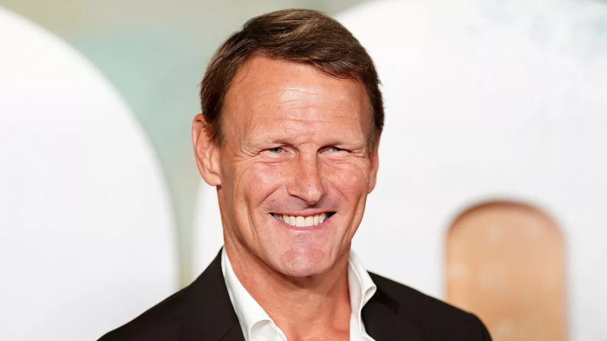 Teddy Sheringham dự đoán kết cục buồn cho Arsenal_695aa6f1296b6.jpeg