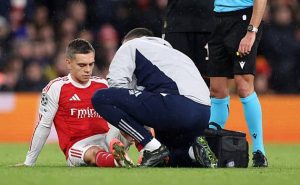 Thắng Bayern, Arteta tiết lộ tình hình chấn thương của Trossard_695a1d76f1a39.jpeg